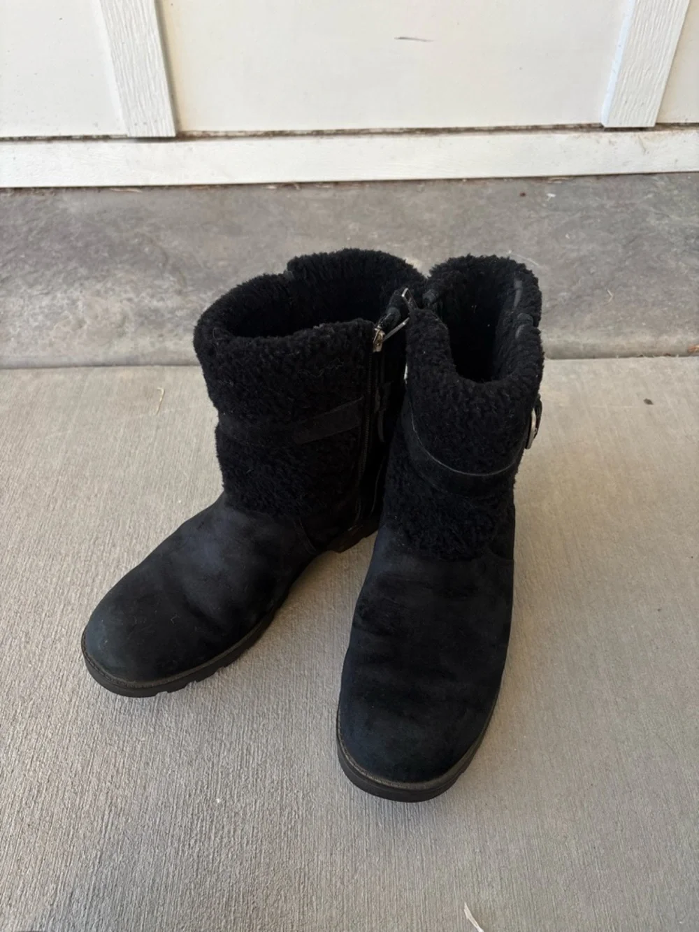 UGG Australia Blayre 1004148 BLACK Winter Suede Leather Boots Size 9